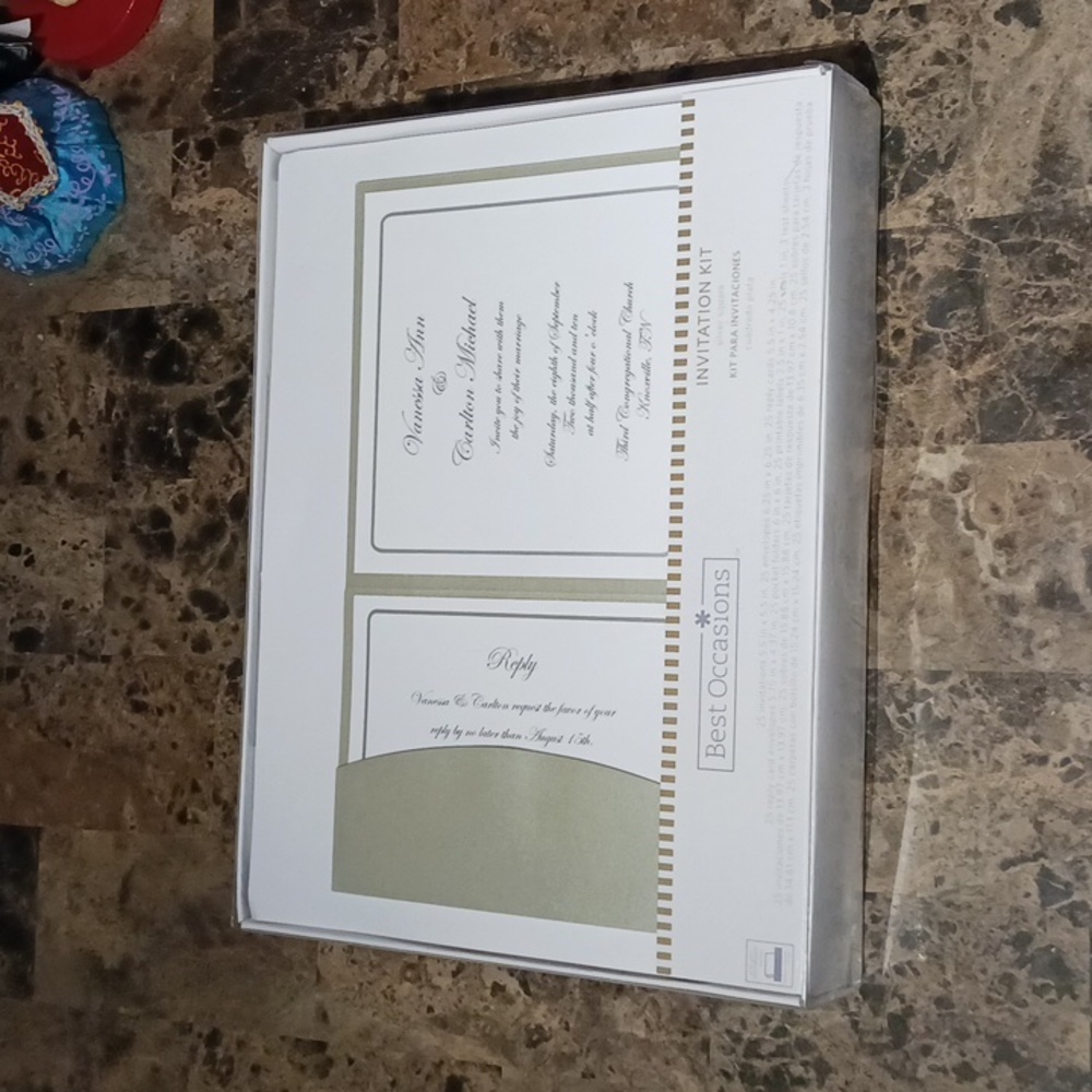 NWOTs Best Occasions 25pc. 'Silver Square' Invitation Kit.